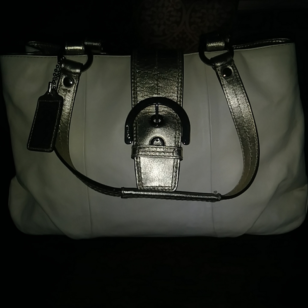 Coach Handbag - Picture 5 of 8